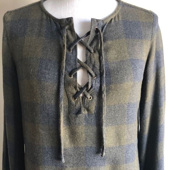 Cloth & Stone Plaid Rayon blouse with bell sleeves - Picture 3 of 7